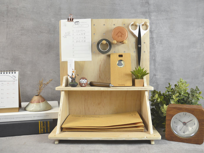 CARPENTER Simple Table Top Pegboard